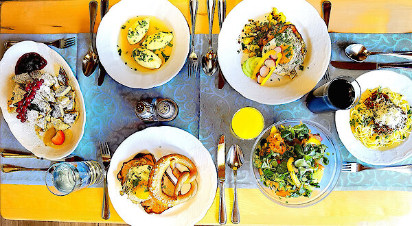 Hotel mit Nachmittagsbuffet in Spiegelau in Bayern